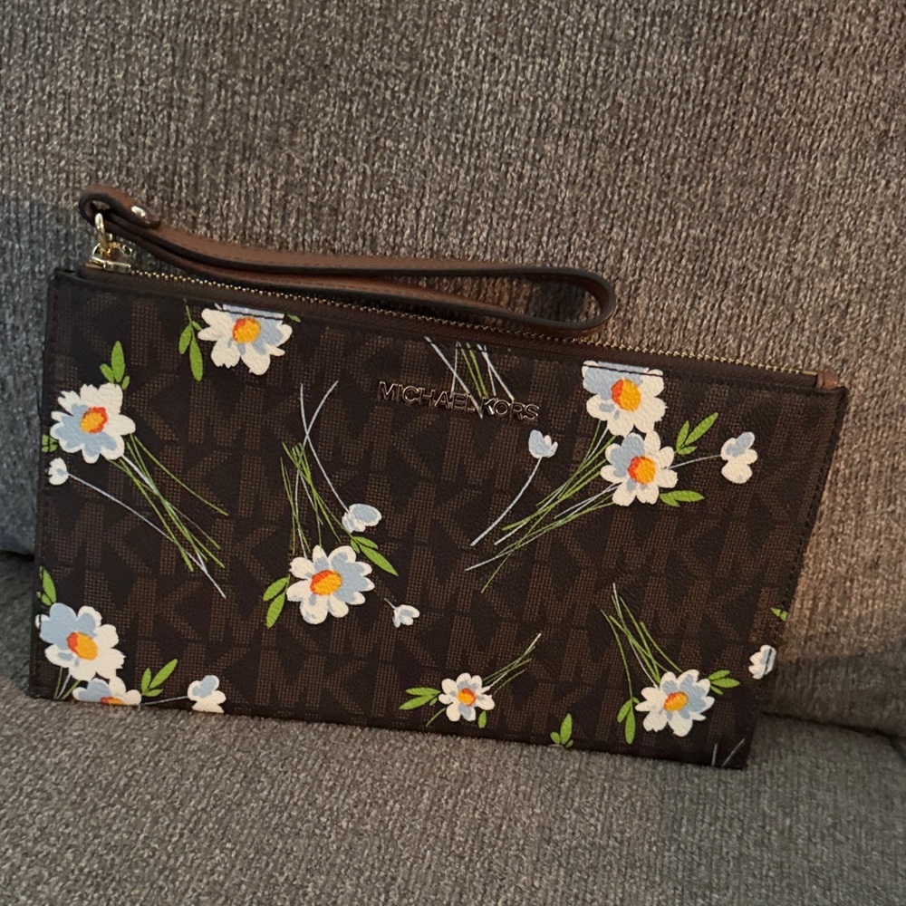 KORS Michael Kors Brown Floral Wristlet